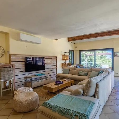 Capuccino, Piscine, Jacuzzi Et Vue Villa Calvi (Corsica)