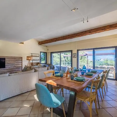 Capuccino, Piscine, Jacuzzi Et Vue Villa Calvi (Corsica)